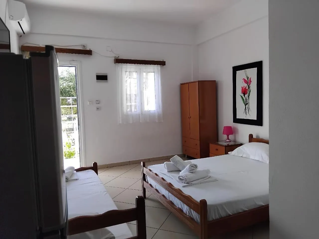 Rexhos Studios Himare