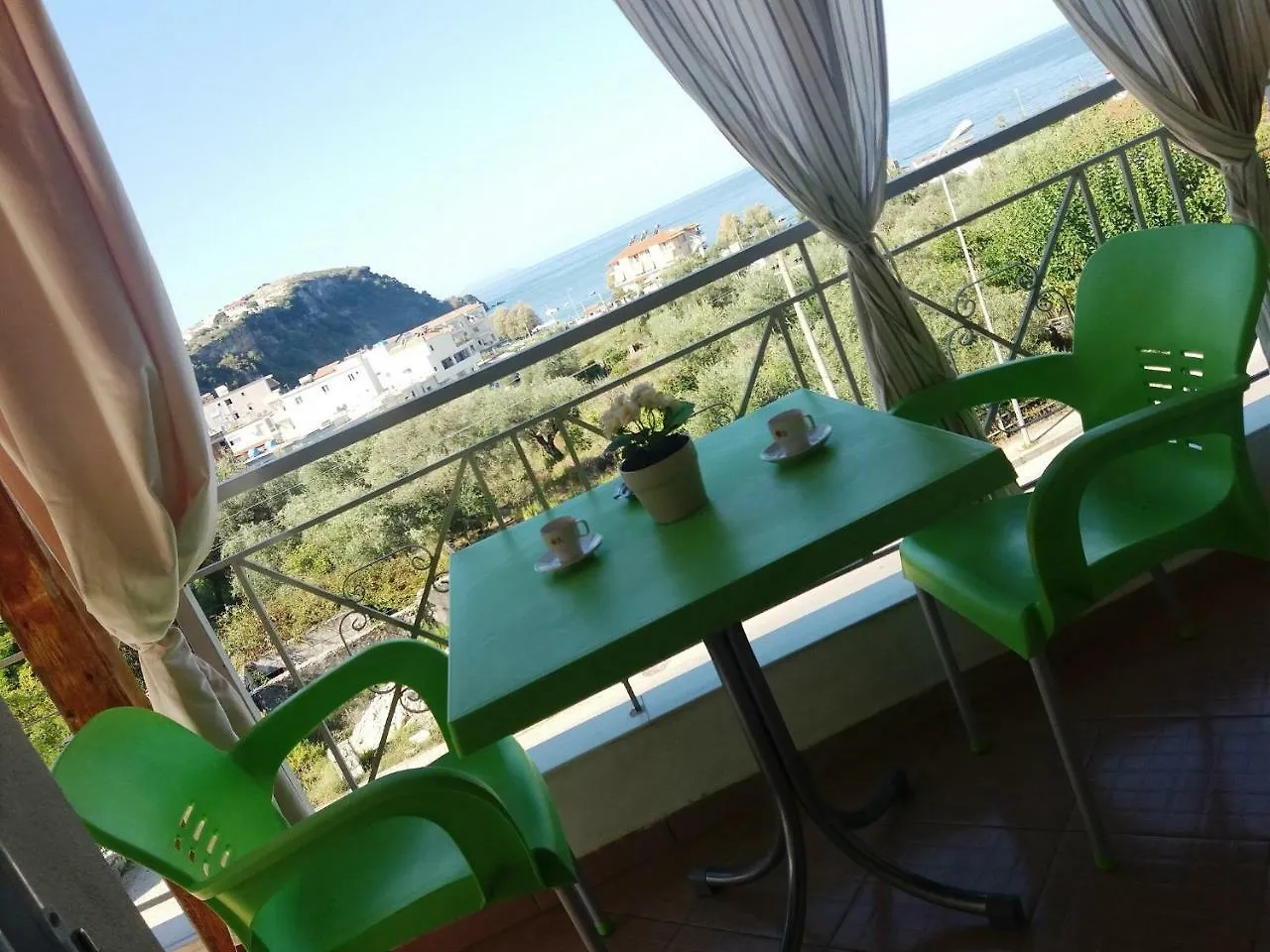 Aparthotel Rexhos Studios Himare Albania